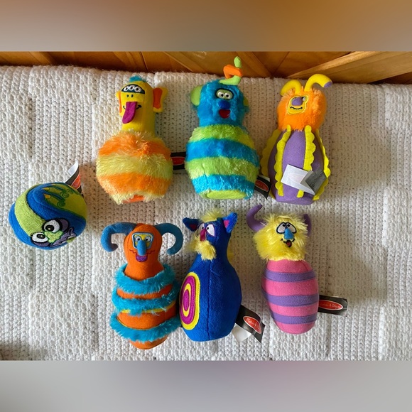 Melissa & Doug Fuzzy Monster Bowling Set - Picture 3 of 12
